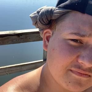 Meet your Posher, Brad